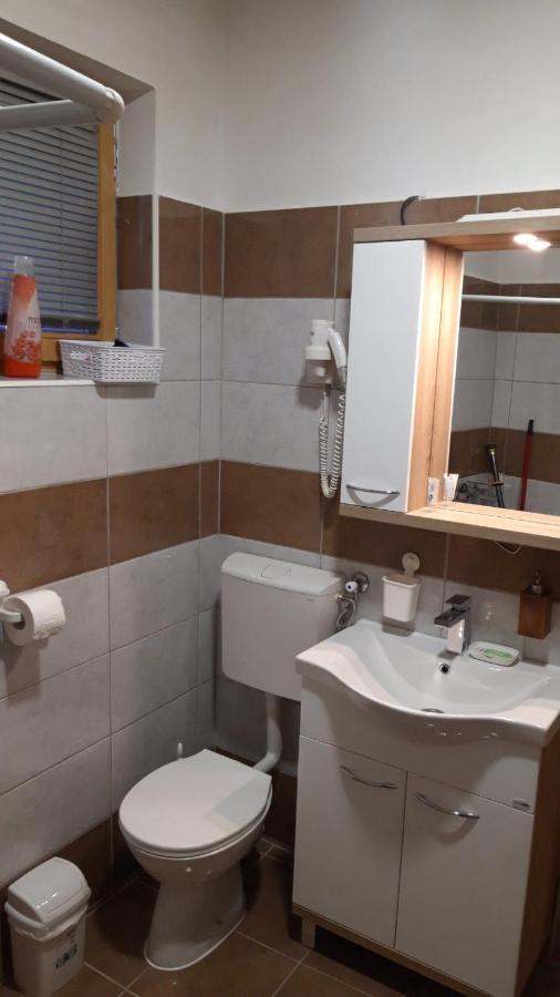 Apartment And Rooms"Tabasnice"Tuzla Centar Bagian luar foto