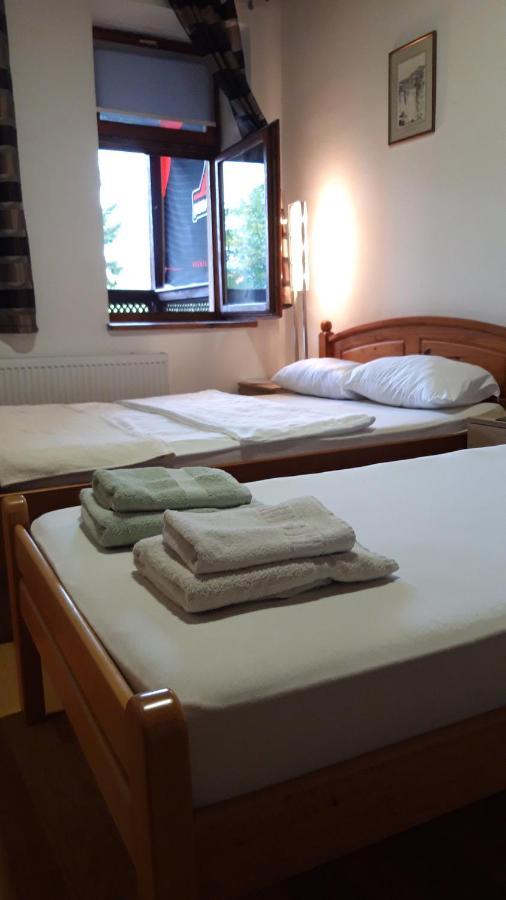 Apartment And Rooms"Tabasnice"Tuzla Centar Bagian luar foto
